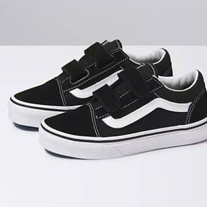 NWT VANS Old Skool Shoes